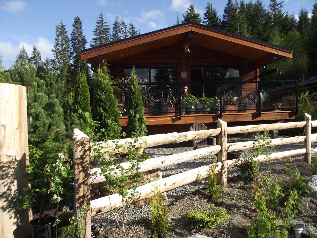 Wild Coast Chalets Port Renfrew Esterno foto